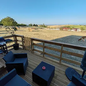 https://tiny-house-des-bougnats.hotels-rhonealpes.com